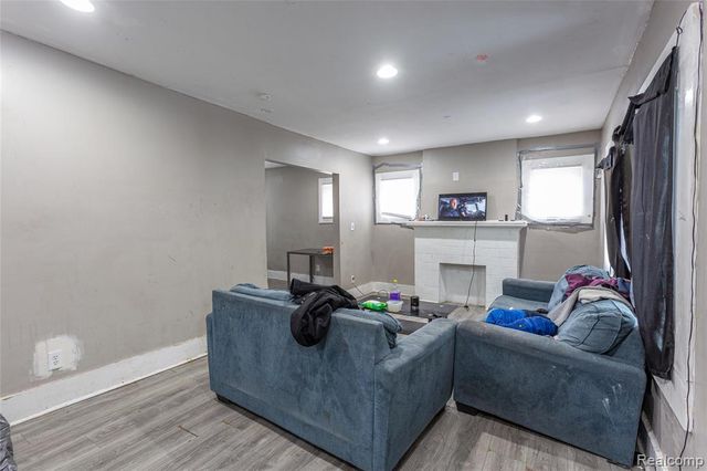 12629 Sorrento Street, Detroit, MI 48227