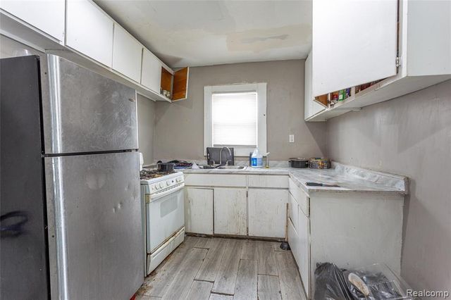 12629 Sorrento Street, Detroit, MI 48227