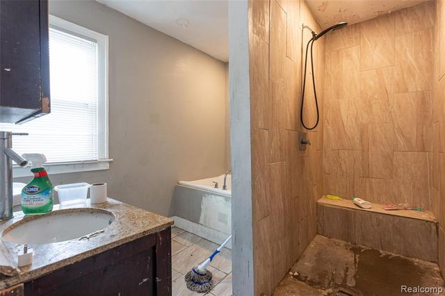 12629 Sorrento Street, Detroit, MI 48227