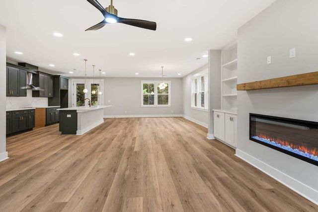 6407 Farm House Road, Ravenel, SC 29470