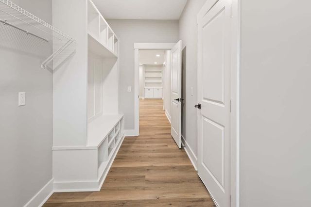 6407 Farm House Road, Ravenel, SC 29470