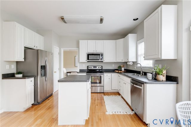 13706 Biggin Pond Ln, Midlothian, VA 23114