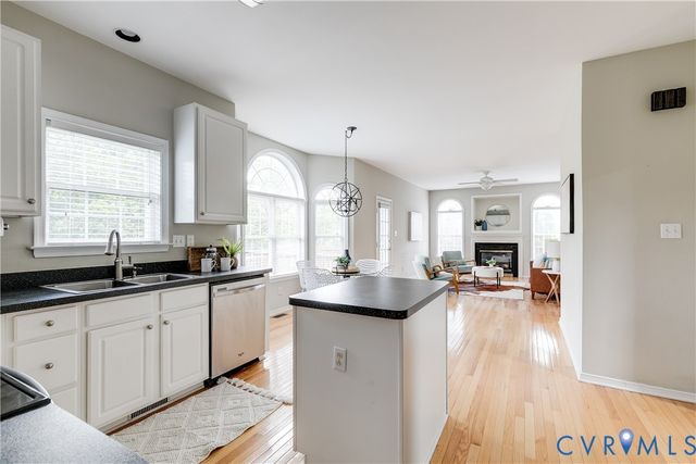 13706 Biggin Pond Ln, Midlothian, VA 23114
