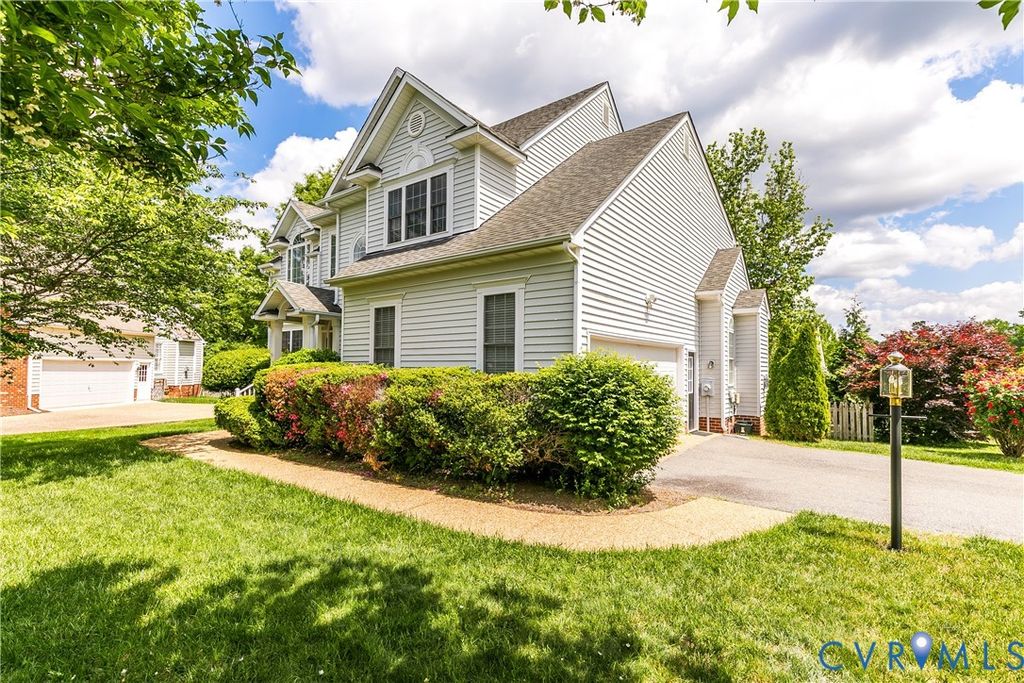 13706 Biggin Pond Ln, Midlothian, VA 23114