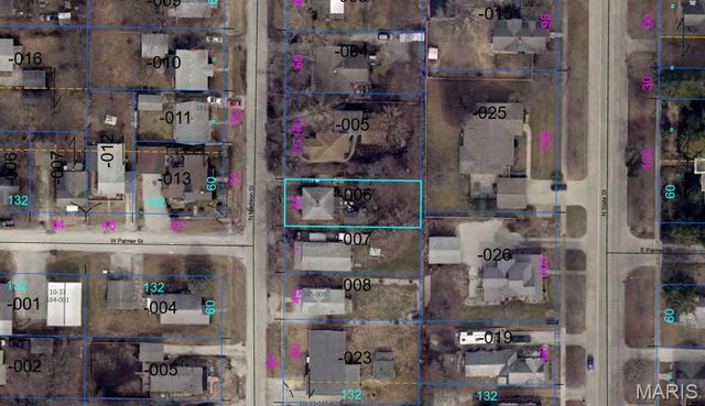 1202 N Madison Street, Litchfield, IL 62056