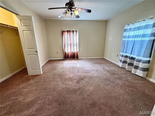 1202 N Madison Street, Litchfield, IL 62056