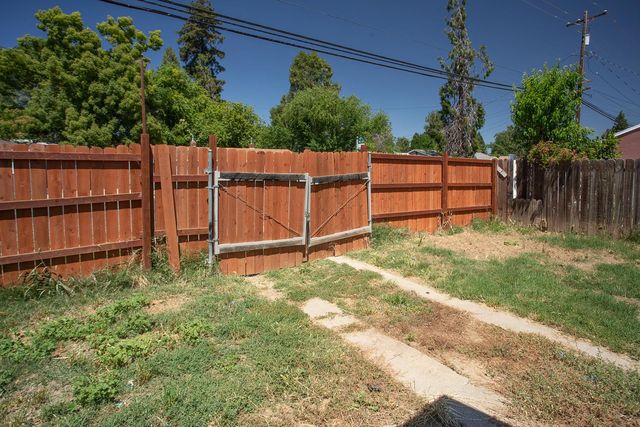 771 Orange St, Yuba City, CA 95991