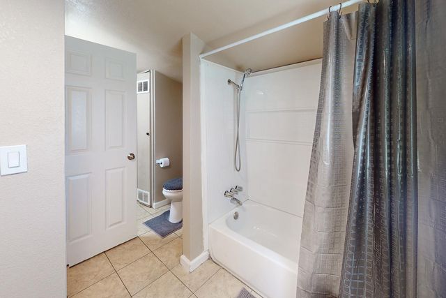 771 Orange St, Yuba City, CA 95991