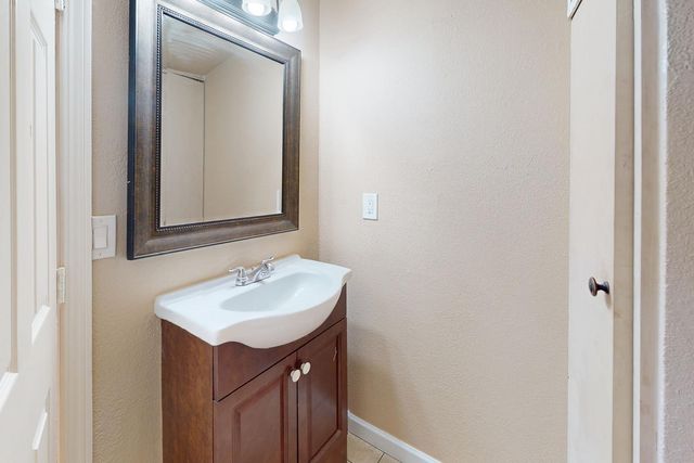 771 Orange St, Yuba City, CA 95991