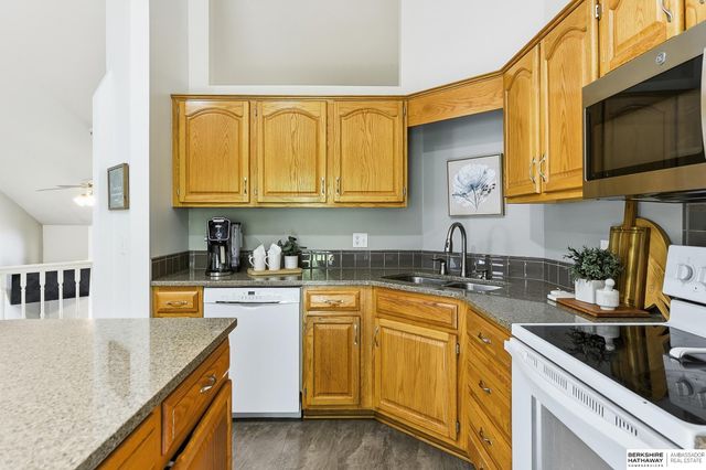 3002 N 154 Avenue, Omaha, NE 68116