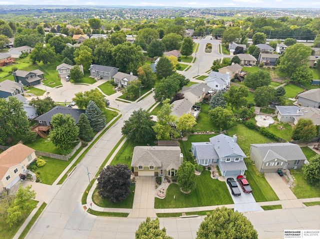 3002 N 154 Avenue, Omaha, NE 68116