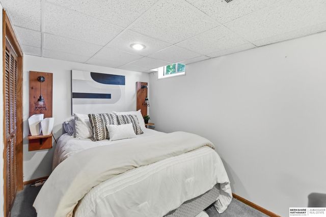 3002 N 154 Avenue, Omaha, NE 68116