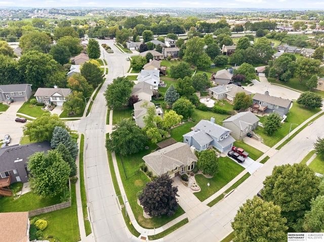 3002 N 154 Avenue, Omaha, NE 68116