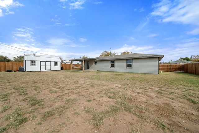505 N St Francis, Stanton, TX 79782