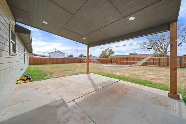 505 N St Francis, Stanton, TX 79782