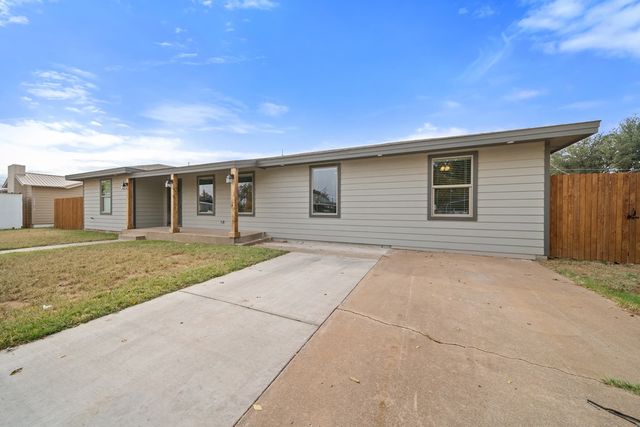 505 N St Francis, Stanton, TX 79782