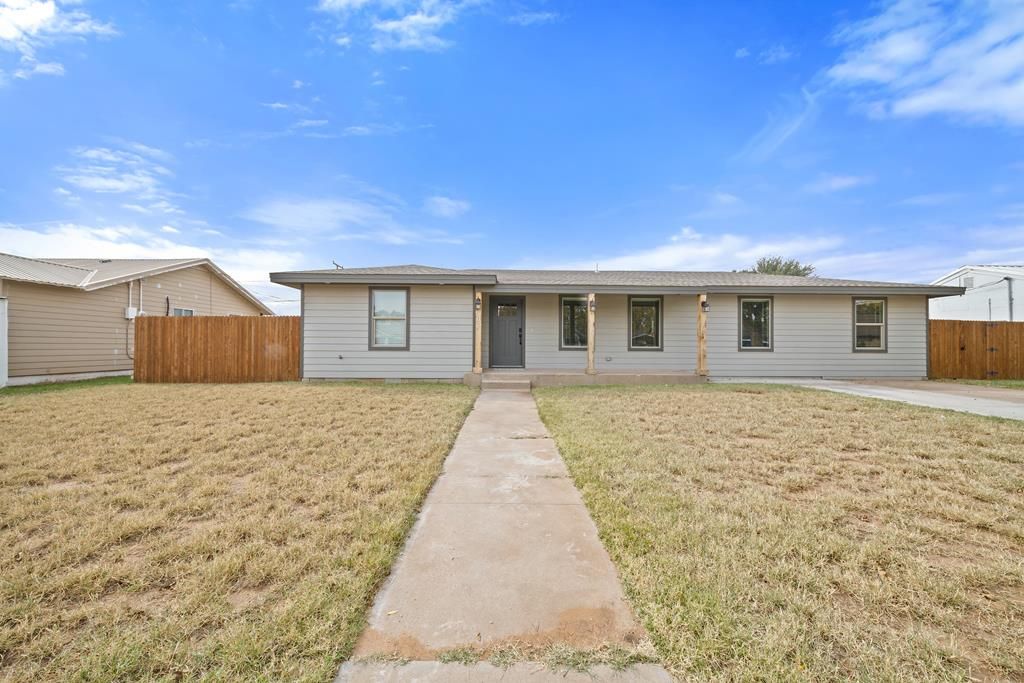 505 N St Francis, Stanton, TX 79782