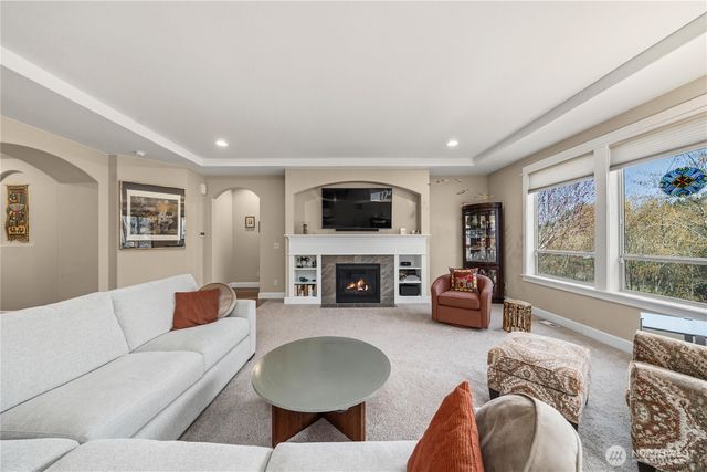 1023 4th Street, Steilacoom, WA 98388