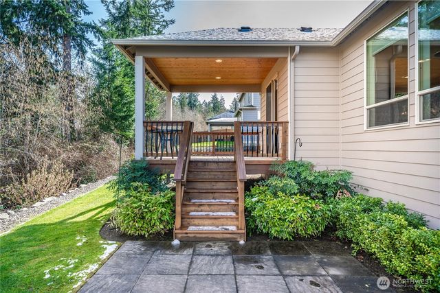 1023 4th Street, Steilacoom, WA 98388
