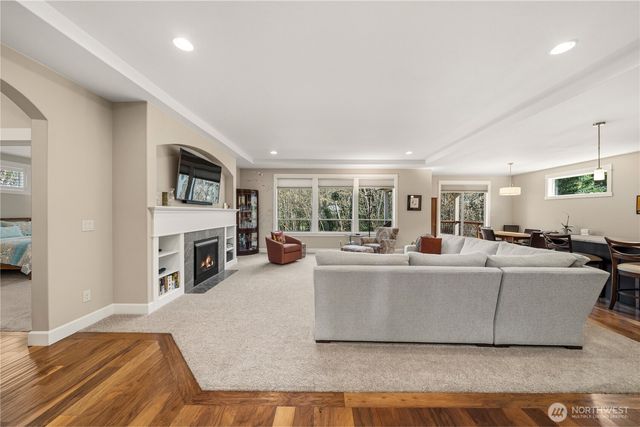 1023 4th Street, Steilacoom, WA 98388