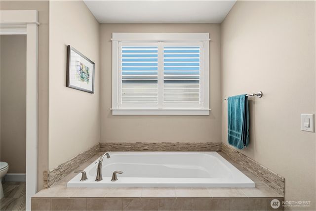 1023 4th Street, Steilacoom, WA 98388