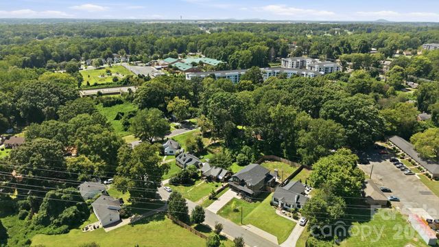 2840 Cowles Road, Charlotte, NC 28208
