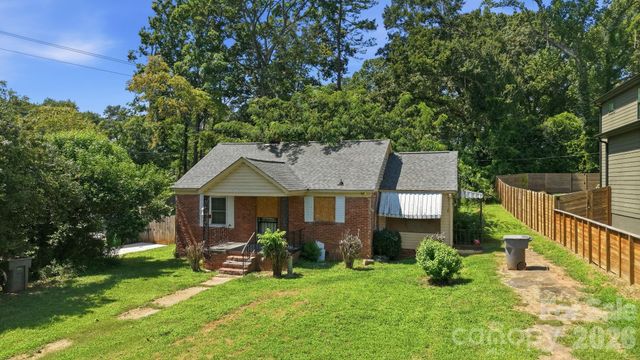 2840 Cowles Road, Charlotte, NC 28208