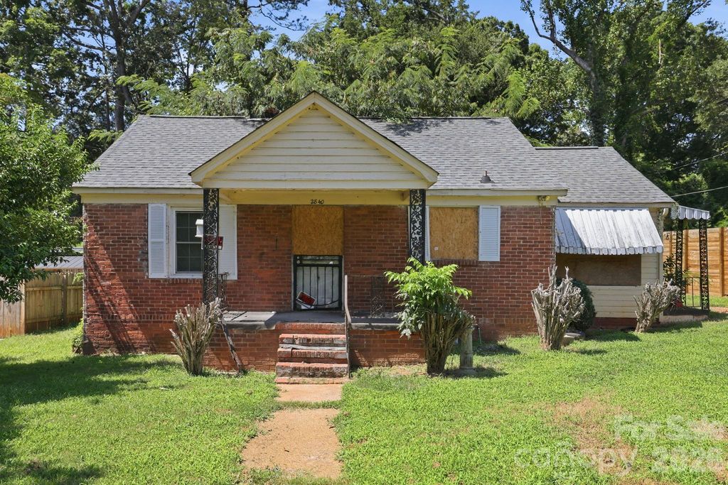 2840 Cowles Road, Charlotte, NC 28208