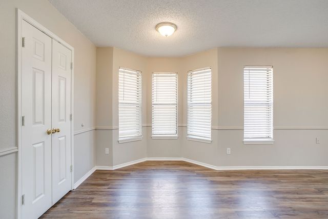 104 Sandlewood Lane, Burleson, TX 76028