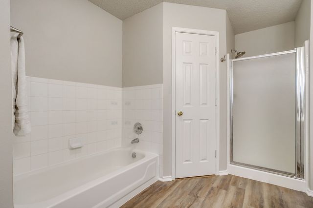 104 Sandlewood Lane, Burleson, TX 76028