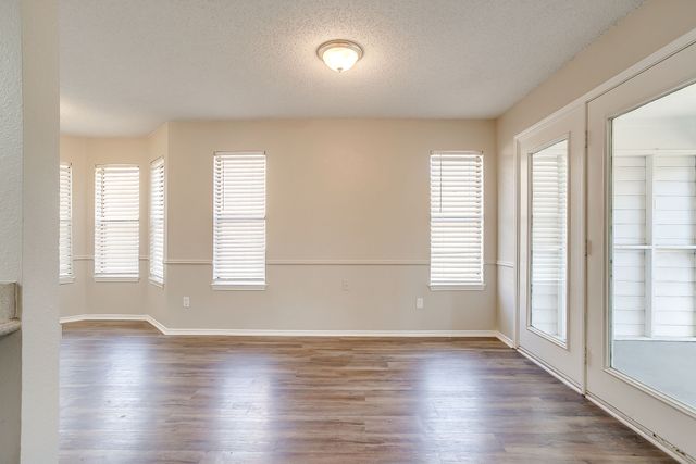 104 Sandlewood Lane, Burleson, TX 76028