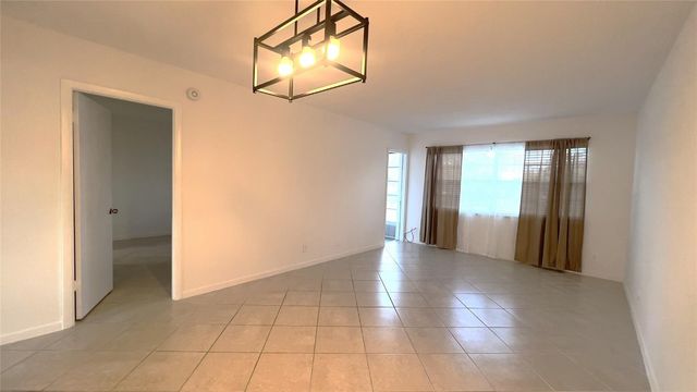4411 NW 16th Street 207, Fort Lauderdale, FL 33313