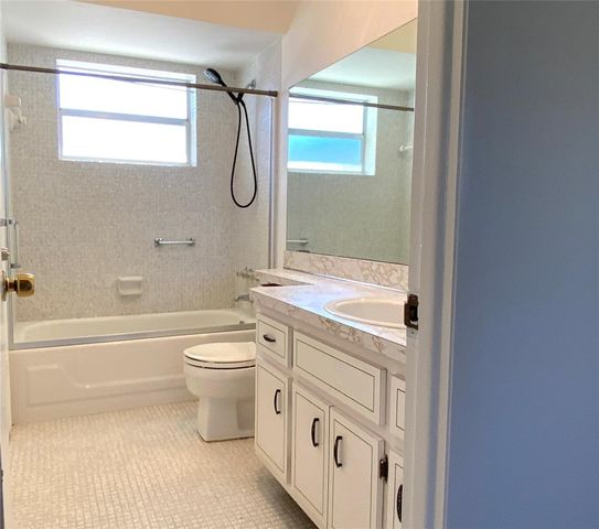 4411 NW 16th Street 207, Fort Lauderdale, FL 33313