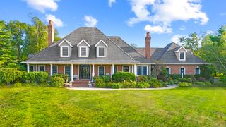 5 Valley View Lane, Burlington, CT 06013