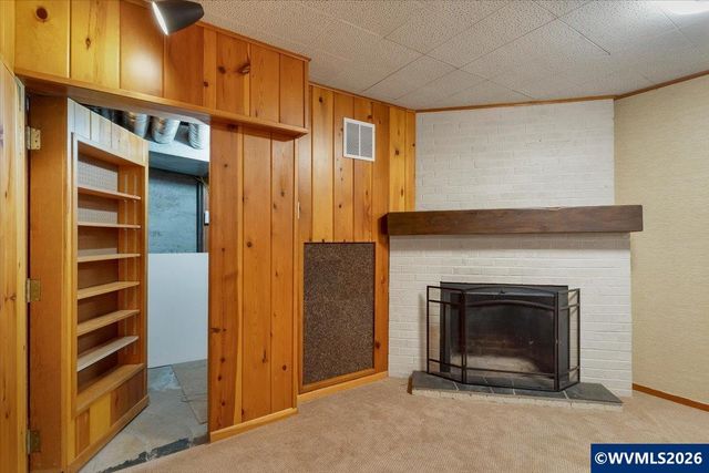 1275 Valley View Dr NW, Salem, OR 97304