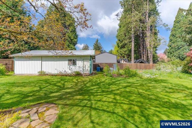 1275 Valley View Dr NW, Salem, OR 97304