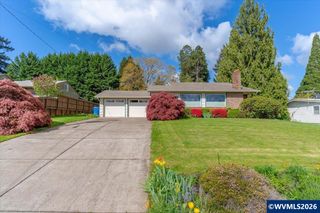 1275 Valley View Dr NW, Salem, OR 97304
