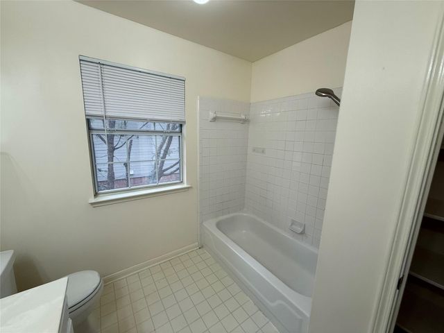 2438 Falcon DR, Round Rock, TX 78681