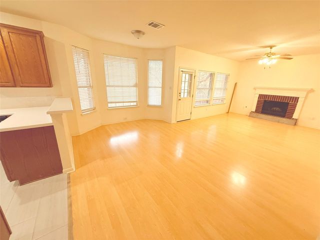 2438 Falcon DR, Round Rock, TX 78681