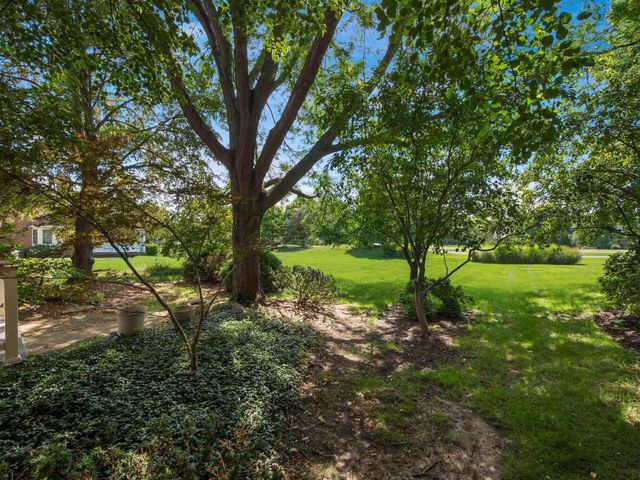9155 N Moors Place N, Dublin, OH 43017