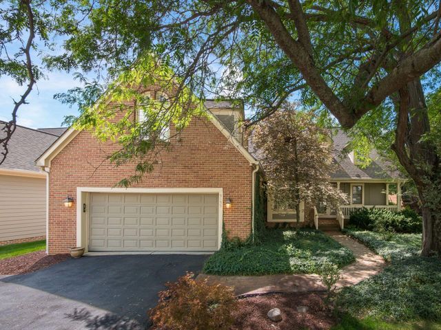 9155 N Moors Place N, Dublin, OH 43017