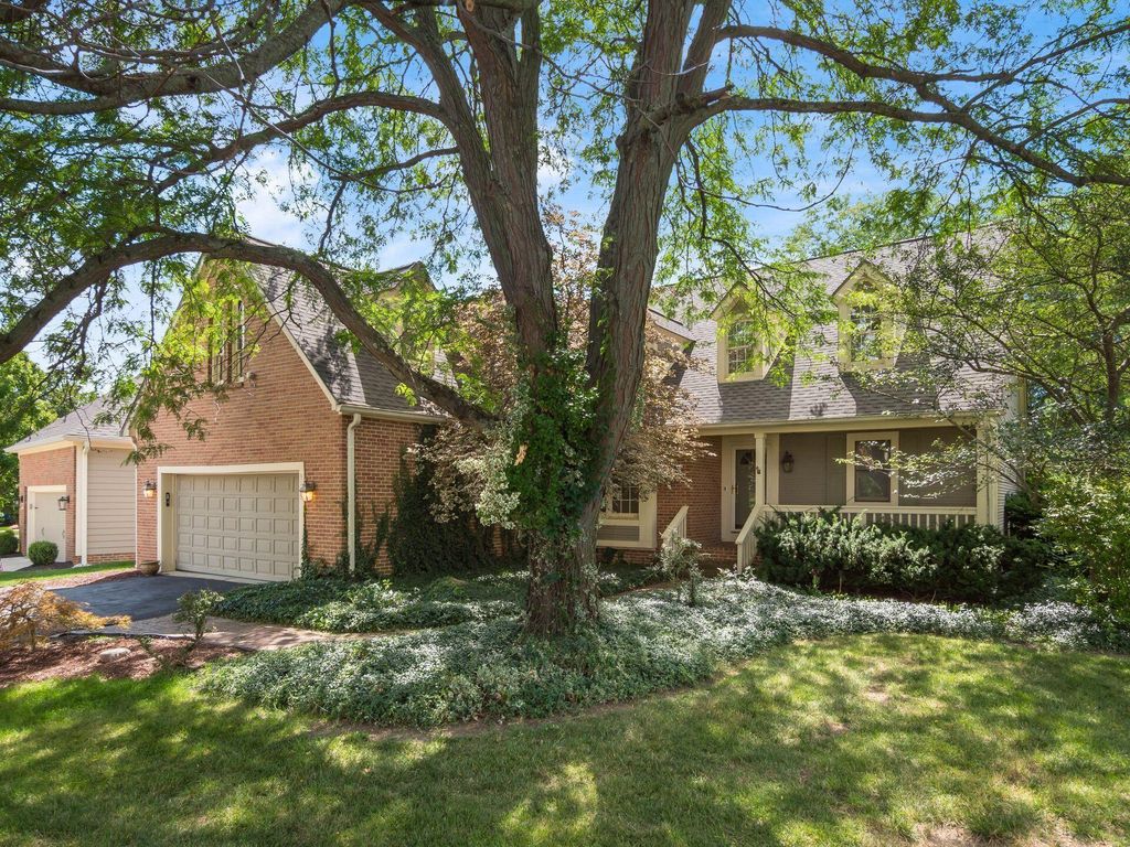 9155 N Moors Place N, Dublin, OH 43017
