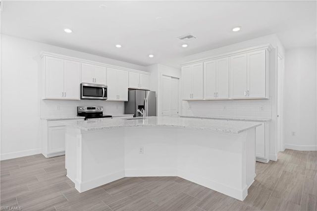 4246 Sonoma Oaks CIR, Naples, FL 34119