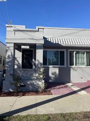 1251 Burnett St, Berkeley, CA 94702