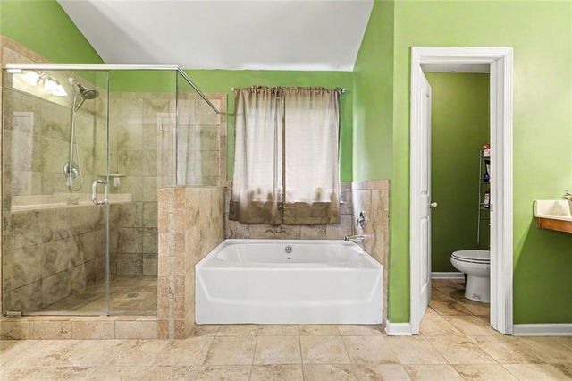 605 Stream Court, Fairburn, GA 30213
