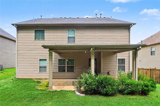 605 Stream Court, Fairburn, GA 30213