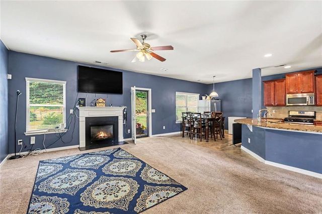 605 Stream Court, Fairburn, GA 30213