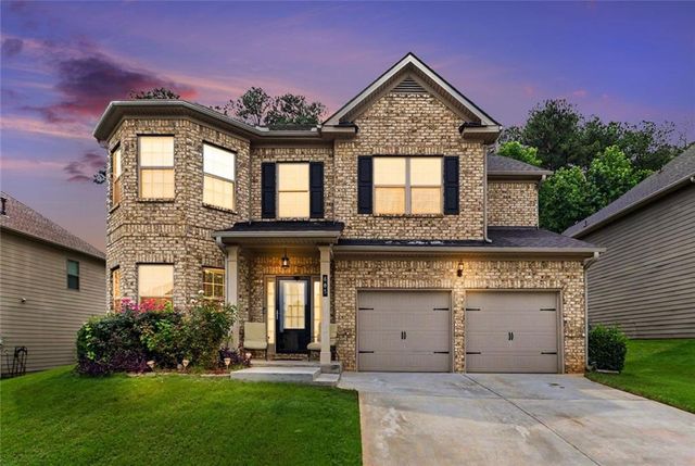 605 Stream Court, Fairburn, GA 30213
