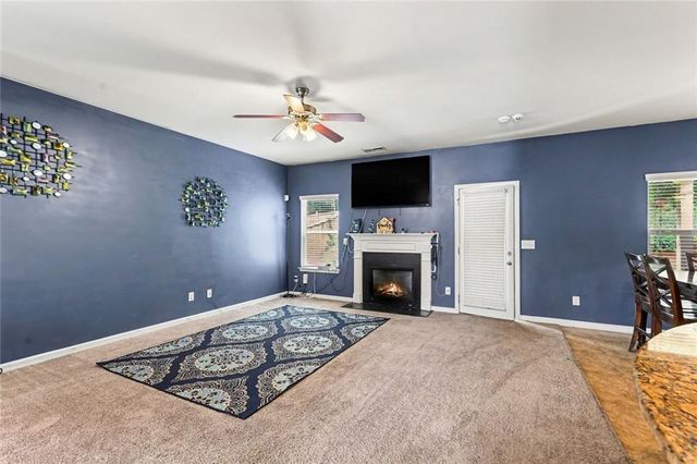 605 Stream Court, Fairburn, GA 30213