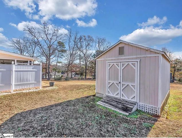 148 Brook Meadow Lane, Liberty, SC 29657